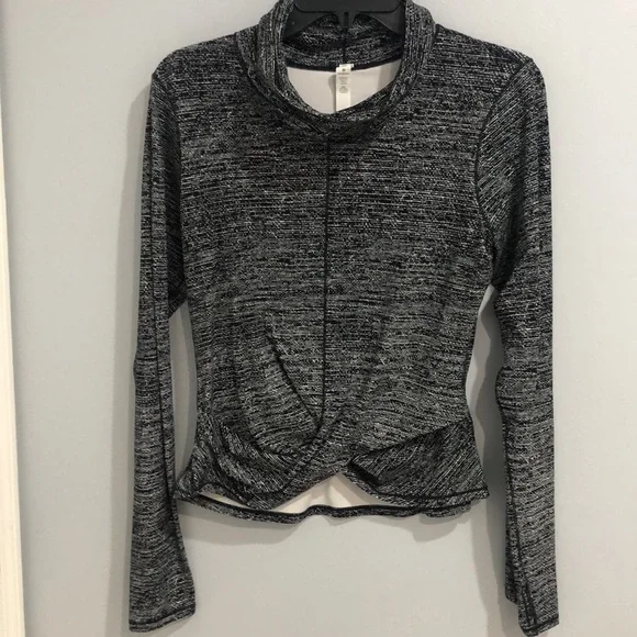 LULULEMON Melodic Movement Long Sleeve Shirt Slim fit Women’s size 10 - Picture 2 of 5
